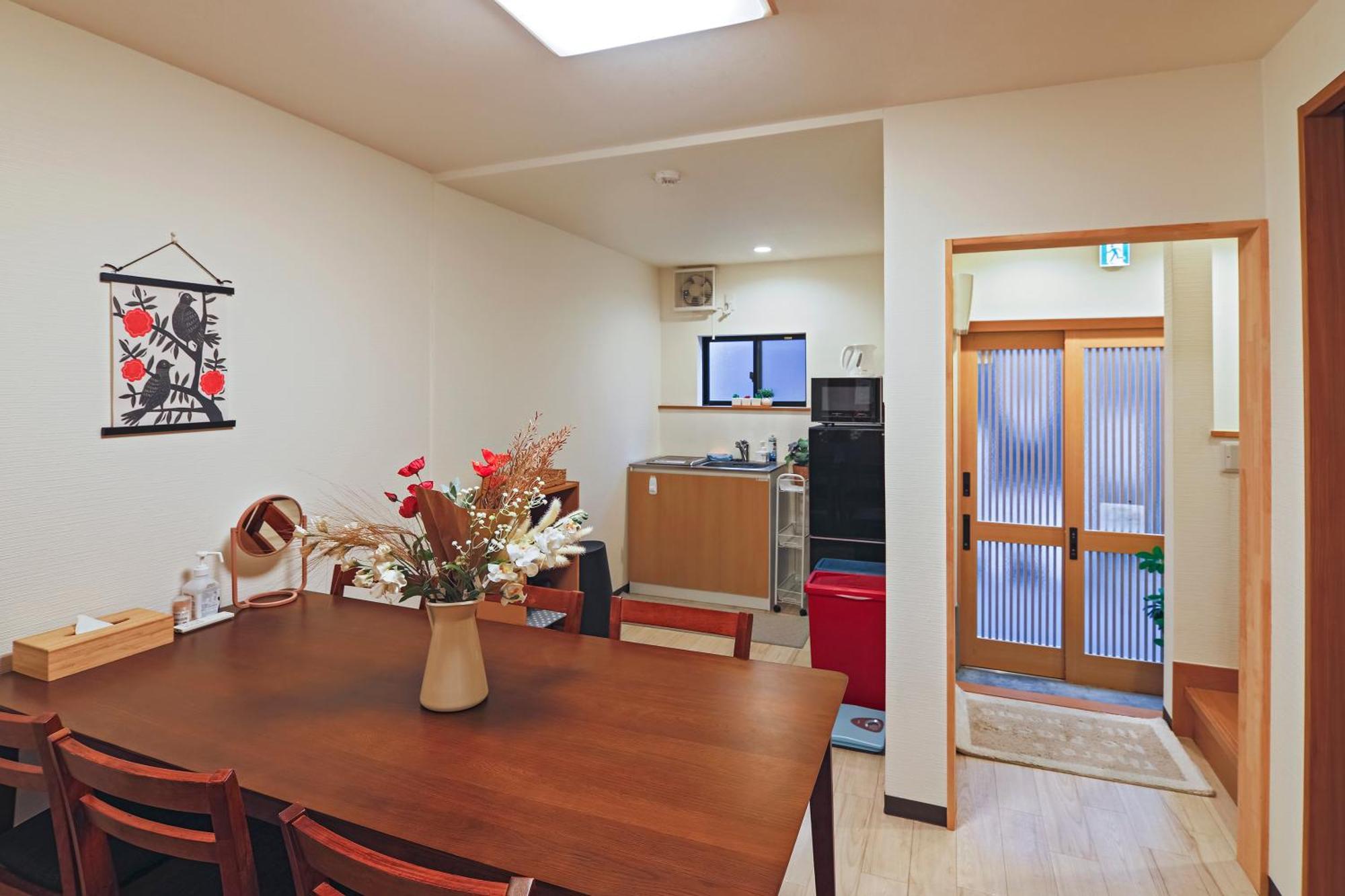 山house中津 最大10人 中津駅まで徒歩6分 梅田まで電車4分行ける！　 Apartment Осака Екстериор снимка